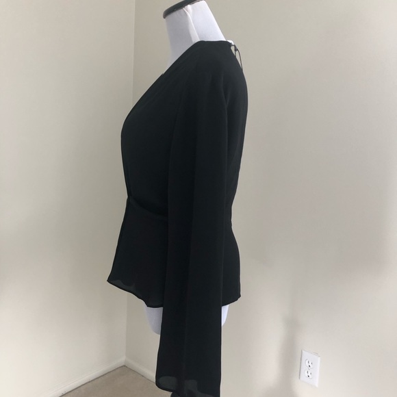 Elizabeth and James Layla Wrap Top - Picture 6 of 8